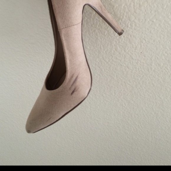 Nude heel 8.5 reposhing - Picture 3 of 4